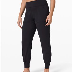 Lululemon Align Joggers 28”